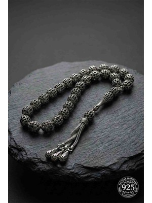 Erdobia 925 Ayar Oval Kesim 3 Kamçılı Püskül Orta Boy Kazaz Topu Işlemeli Otantik Gümüş Tesbih