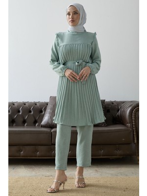 inStyle Önü Pileli Fırfır Detay Su Yeşili Takım