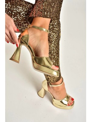 Fox Shoes Y404850209 Altın Kalın Topuklu Kadın Ayakkabı