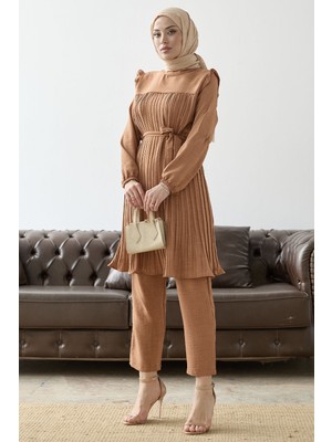 inStyle Önü Pileli Fırfır Detay Camel Takım