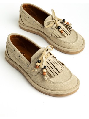 Senzora Bej Süet Püsküllü Boncuklu Kadın Loafer Ayakkabı