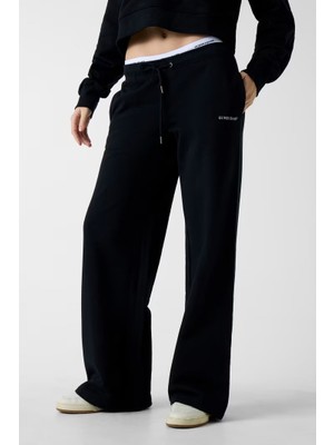Guess Kadın Regular Fit Pamuklu Eşofman Altı - Siyah