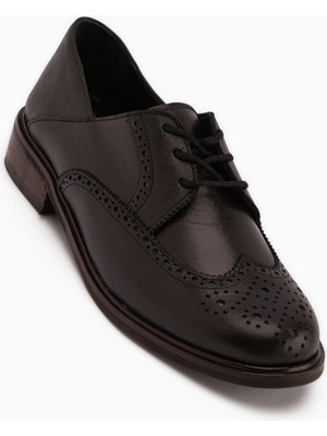 Limoya Dena Hakiki Deri Siyah Bağcıklı Brogue Oxford Kadın Ayakkabı