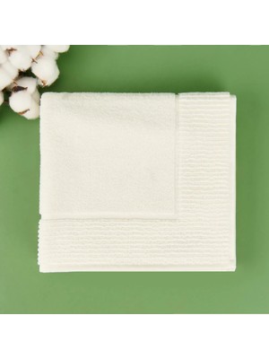 Matmel Soft Bordürlü Premium Ayak Havlusu - Ekru - 50X70 cm