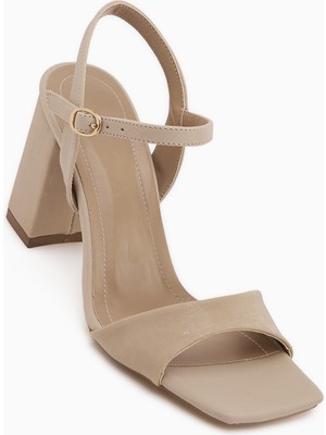 Limoya Janica Bej Bilekten Tokalı Kalın Topuklu Kadın Sandalet