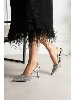 Shoetek Rinva Kadın Stiletto Yandan Bantlı Topuklu Ayakkabı Platin Simli Deri