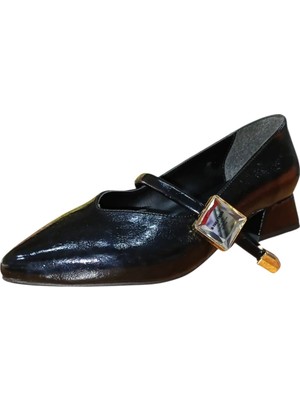 De Scario De Scarıo 050 Kadın Baletli Taş Toka Detaylı Kısa Kalın Topuklu Ayakkabı Siyah