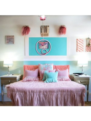 Allians Pembe ve Beyaz Renkli Kız Çocuk Odası Avizesi, Şık ve Işıltılı Tasarım