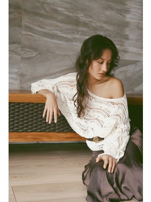 Nisan Triko Ajurlu Yarasa Kol Kazak