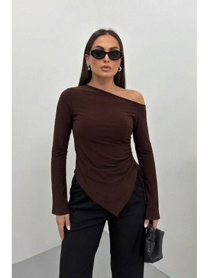 Spirituel Kadın Bluz Tek Omzu Açık Asimetrik Yandan Büzgülü Uzun Kollu Slim Fit Sandy Bluz