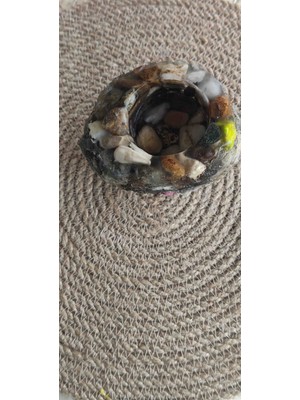 Miina Aksesuar Epoksi Reçine Çeşitli Doğal Taşlarla Süslenmiş Ağaç Desenli Dekoratif Bir Mumluk