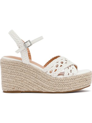 Derimod Kadın Beyaz Bilekten Tokalı Örgülü Dolgu Topuklu Espadril Sandalet 26SFE450629