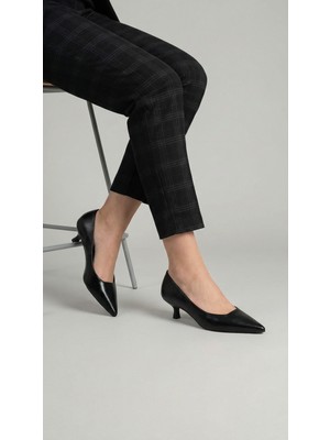 Emienza Start Rustik Vegan Deri Sivri Burun Topuklu Ayakkabı