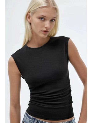 Hiccup Kadın Busem Kolsuz Drapeli Bluz Bisiklet Yaka Siyah