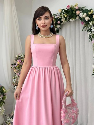 Moda Durağı Askılı Kare Yaka Fiyonk Detaylı Uzun Elbise Pembe
