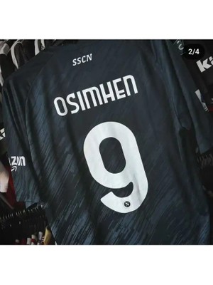 Legent Lady Napoli 2022/23 Sezonu Victor O'simhen Deplasman Forması