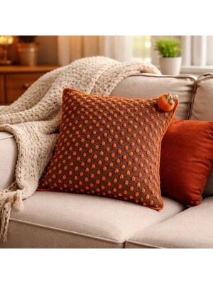 Pitaya Sanat Balkabağı Detaylı Turuncu Noktalı El Yapımı Dekoratif Yastık (40×40 Cm)