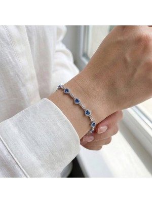 Vaoov 925 Ayar Gümüş Rodyum Kaplama Mavi Taşlı Kalp ve Baget Bileklik