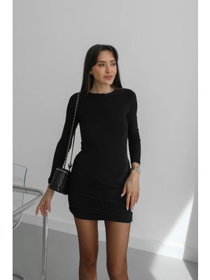 Havoş Siyah Büzgü Detaylı Mini Elbise