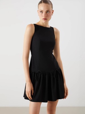 Lc Waikiki Yeni Sezon Bisiklet Yaka A Kesim Poplin Mini Elbise