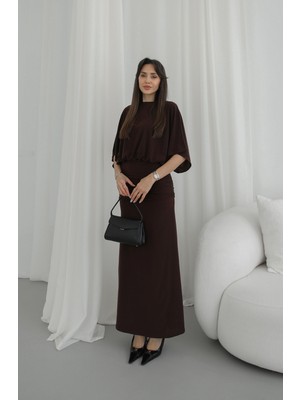 Havoş Kahverengi Kolları Geniş Drape Detaylı Elbise