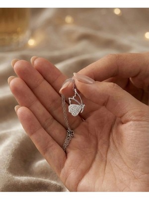 925 Ayar Gümüş Zarif Kalp Kelebek Kolye