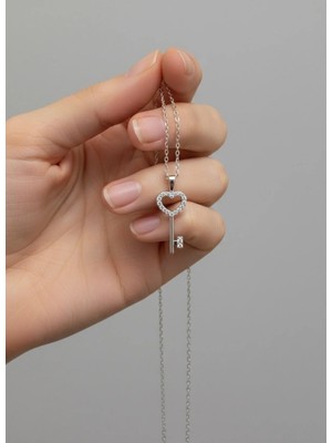 Kalpli Anahtar Kolye 925 Ayar Gümüş