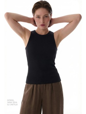 Penti Siyah Halter Yaka Rib Atlet Üst