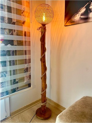 Allians Ahşap Ağaç Lambader 150 Cm, Köşe Aydınlatma, Otantik Tasarım