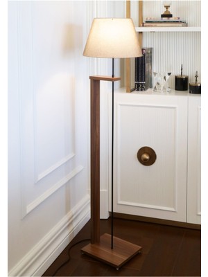 Allians Modern Ahşap Gövdeli Kumbeji Başlıklı Lambader, Şık ve Fonksiyonel Tasarım