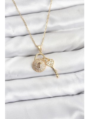 Epilons Mey Ithalat® Çelik Zincir Gold Renk Kilit Anahtar Model Zirkon Taşlı Kadın Kolye