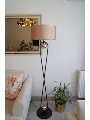 Allians Modern Siyah Metal Lambader, Gold Detaylı Silindir Şapkalı Tasarım