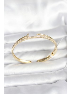 Ne Verelim Size Buğz Pirinç Gold Renk Zirkon Taşlı Çivi Model Kadın Kelepçe Bileklik