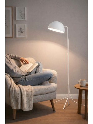 Allians Modern Metal Beyaz Mantar Başlık Lambader ile Şık ve Aydınlık Ortamlar