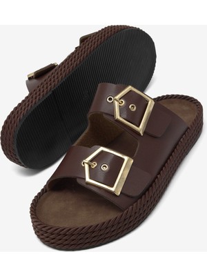 Tonny Black Kadın Kahve Rahat Kalıp Hazır Taban Tokalı Terlik