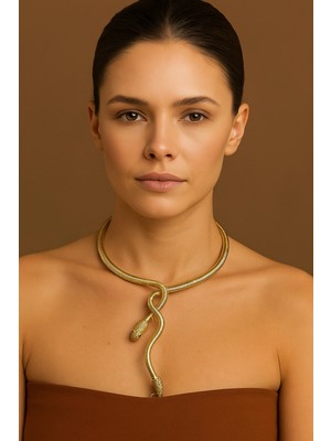 Özbience Şık Sarmal Yılan Tasarımlı Gold Choker Kolye