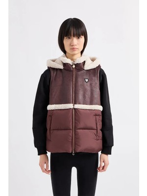 EA7 Kadın Kürk Detaylı Cepli Regular Fit Kolsuz Kapüşonlu Kahverengi Yelek 6DTQ04 TNAWZ-1755