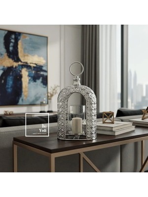 İki Yedi Konsept Luzon 772 Mihenk Işığı Dekoratif Mumluk Fener Işleme Detay Gümüş Tasarım Salon Masa Üstü Aksesuarı