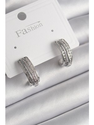 Pazarcan Pirinç Gümüş Renk Zirkon Taşlı Yarım Halka Model Kadın Küpe