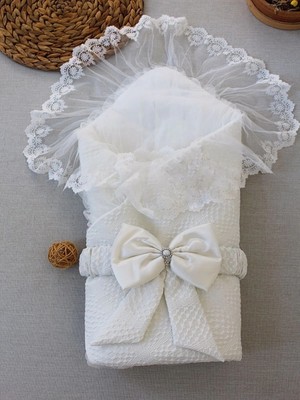 DMR Elegance Yenidoğan Erguvan Kenar Fistolu Kundak Bebek Battaniyesi Ekru