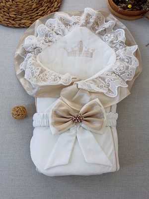 DMR Elegance Yenidoğan Nil Taç Nakışlı Kumru Kundak Bebek Battaniyesi Sütlü Kahve