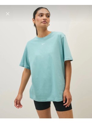 Nike Sportswear Essential Loose Fit Short-Sleeve Bol Kalıp Mavi Kadın T-Shirt FD4149-017