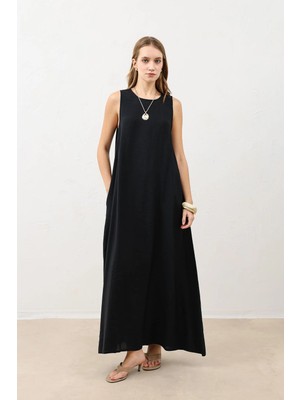 Antioch Siyah Dökümlü Halter Yaka Midi Elbise
