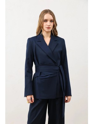 Antioch Lacivert Vücuda Oturan Kuşaklı Kadın Blazer Ceket