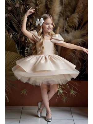 Riccotarz Kız Çocuk Omuzları Fiyonk Detaylı Kayık Yaka Içi Astarlı Eteği Kabarık Bej Abiye