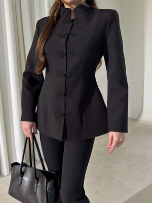 Dilvin Miss Neşem Kadın Düğme Detaylı Bele Oturan Tam Kalıp Napolyon Ceket