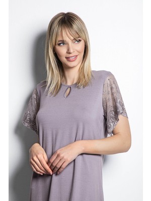 İlk El Grup Ieg™  Yakası Detaylı Brode Dantelli Pijama Takımı