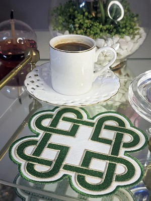 AGBTREND 2li Yeşil Sonsuz Aşk Kelt Düğümü Sembol Tasarımlı Modern Kokteyl Kahve Sunum Peçetesi 15CM