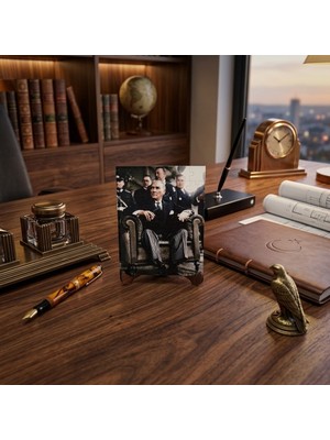 Hedea Atatürk Masaüstü Ahşap Tablo - Kabartmalı Baskı Şık Hediyelik 11X14 cm No 1