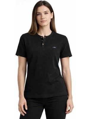 Kadın Waffle Dokulu Likralı Henley Yaka Düğmeli Regular Kısa Kollu T-Shirt - Siyah